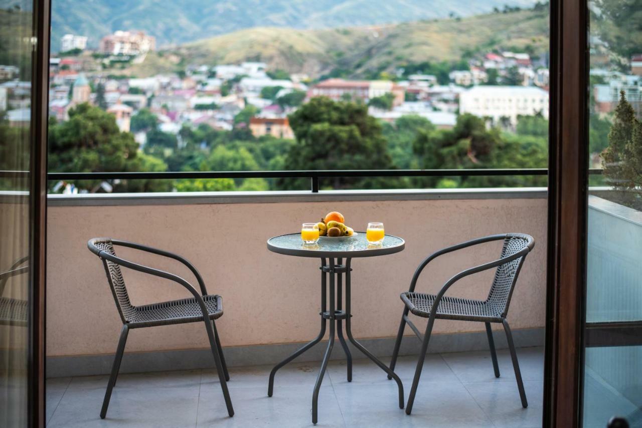 Tonusi Luxe Hotel In The Historic City Center Tbilisi Exterior photo