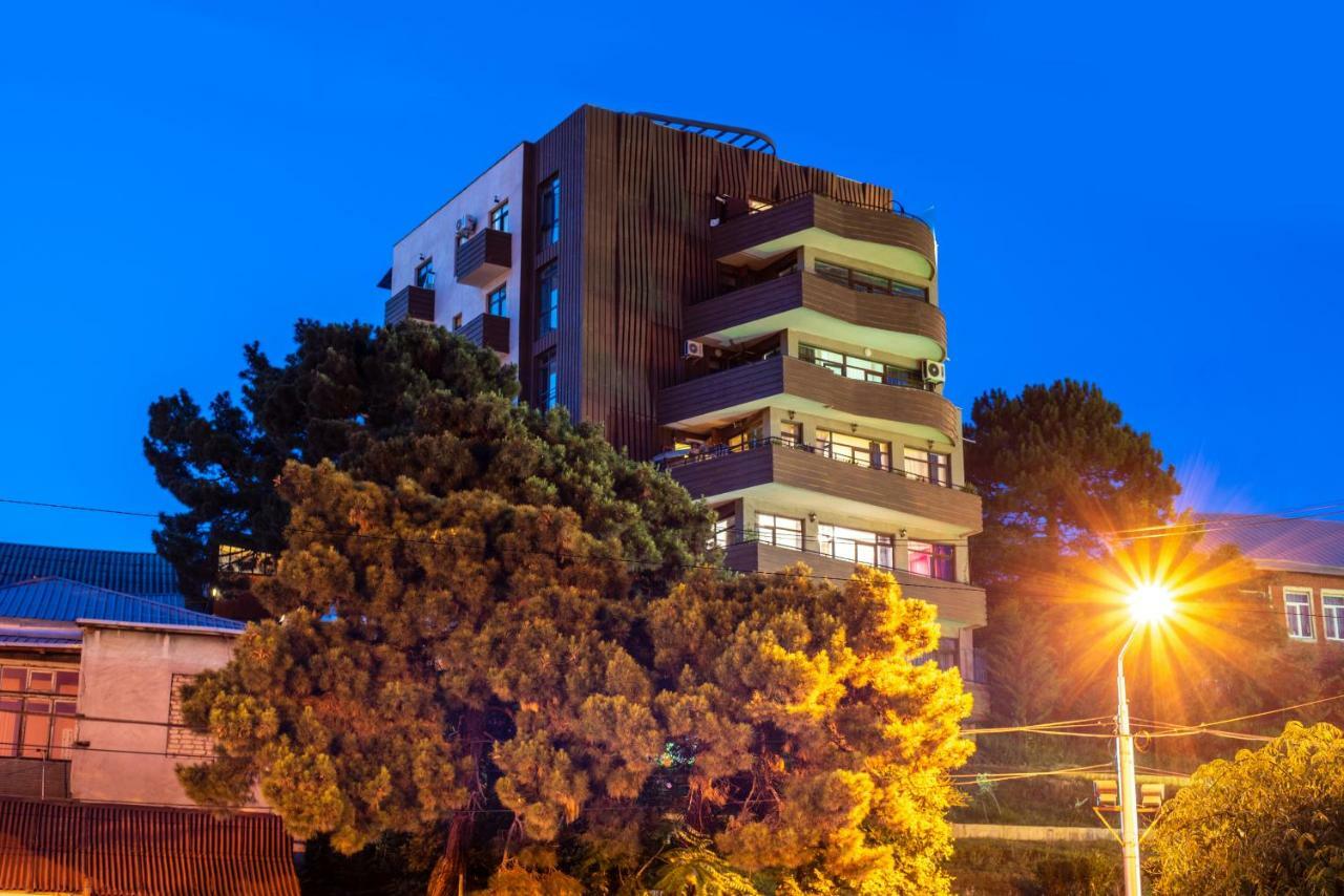 Tonusi Luxe Hotel In The Historic City Center Tbilisi Exterior photo